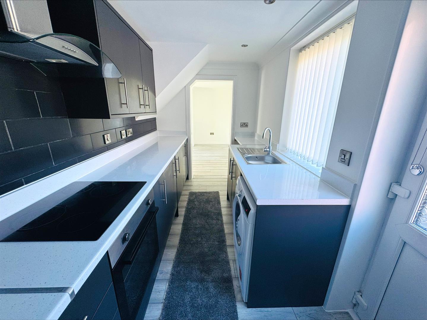 Graigwen, Llwynhendy, Llanelli, SA14 9PB